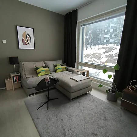 Cozy Next To The Airport *